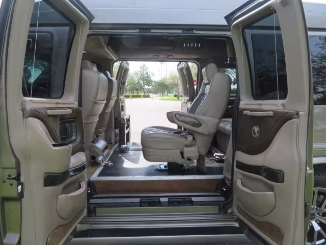 2013 GMC Savana - 1GDS7DC45D1127414 - Image #60